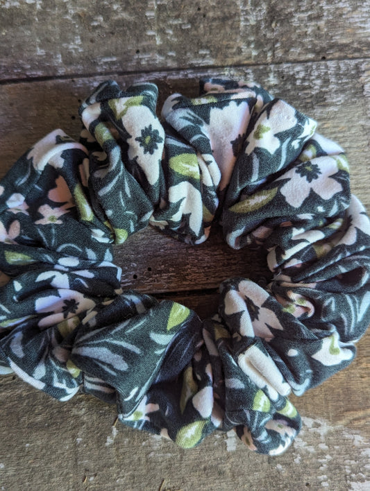XL Scrunchie - Blue Floral