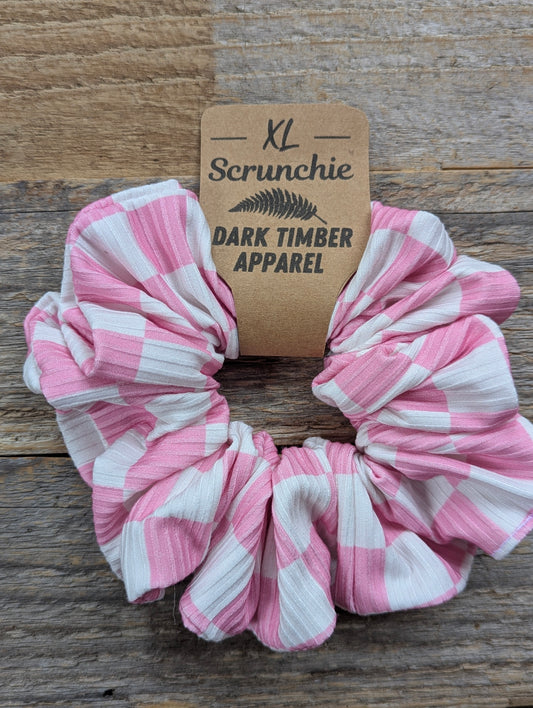 XL Scrunchie - Pink Checkered