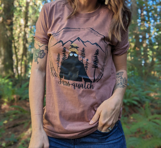 Sass-quatch Tee - Chesnut