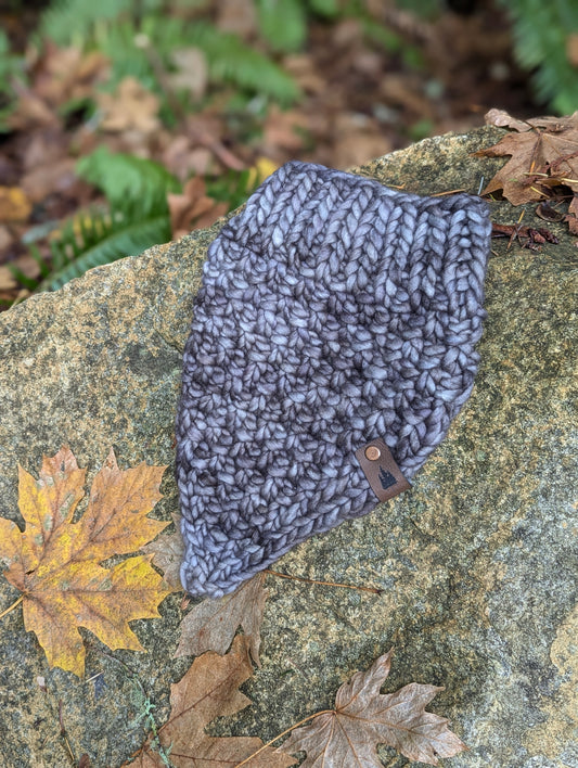 Riverlands Bandana Cowl grayish purple